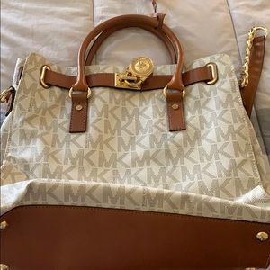 Micheal kors bag
